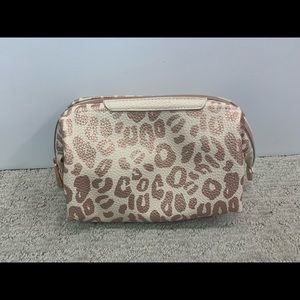 SALE🎉 Sephora Cheetah Print Makeup Bag